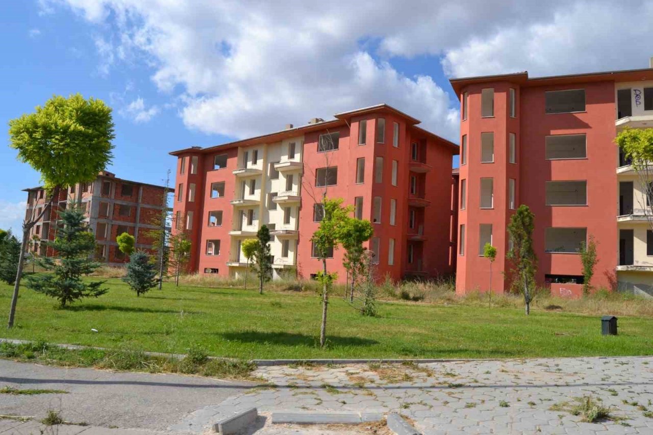 Mavi Cennet konutları mahalleyi bezdirdi