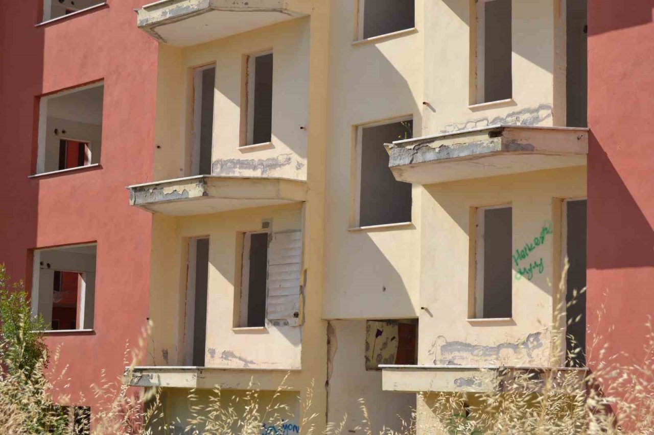 Mavi Cennet konutları mahalleyi bezdirdi