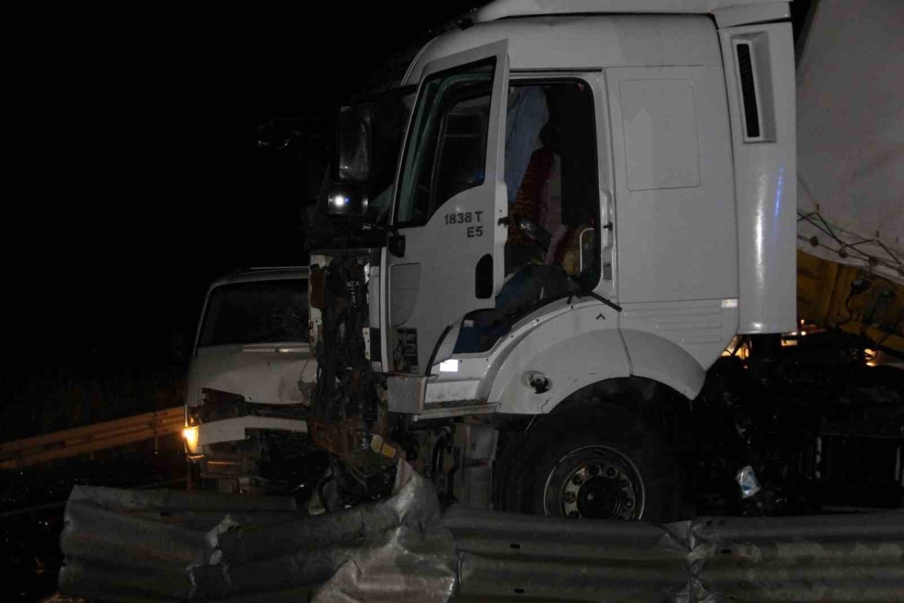 Alkollü kamyonet sürücüsünün çarptığı jandarma astsubay şehit oldu