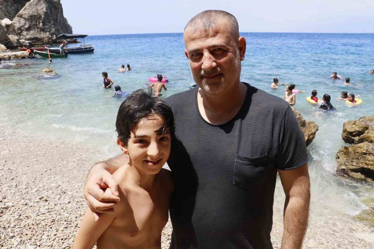 Bir dönem korsanlar gizlenmiş, gizli cennet Karamağara kendine hayran bırakıyor