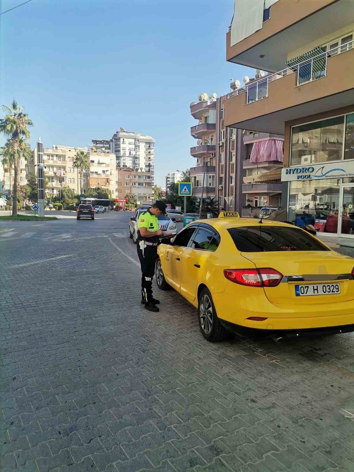 Alanya’da ticari taksilere ceza yağdı