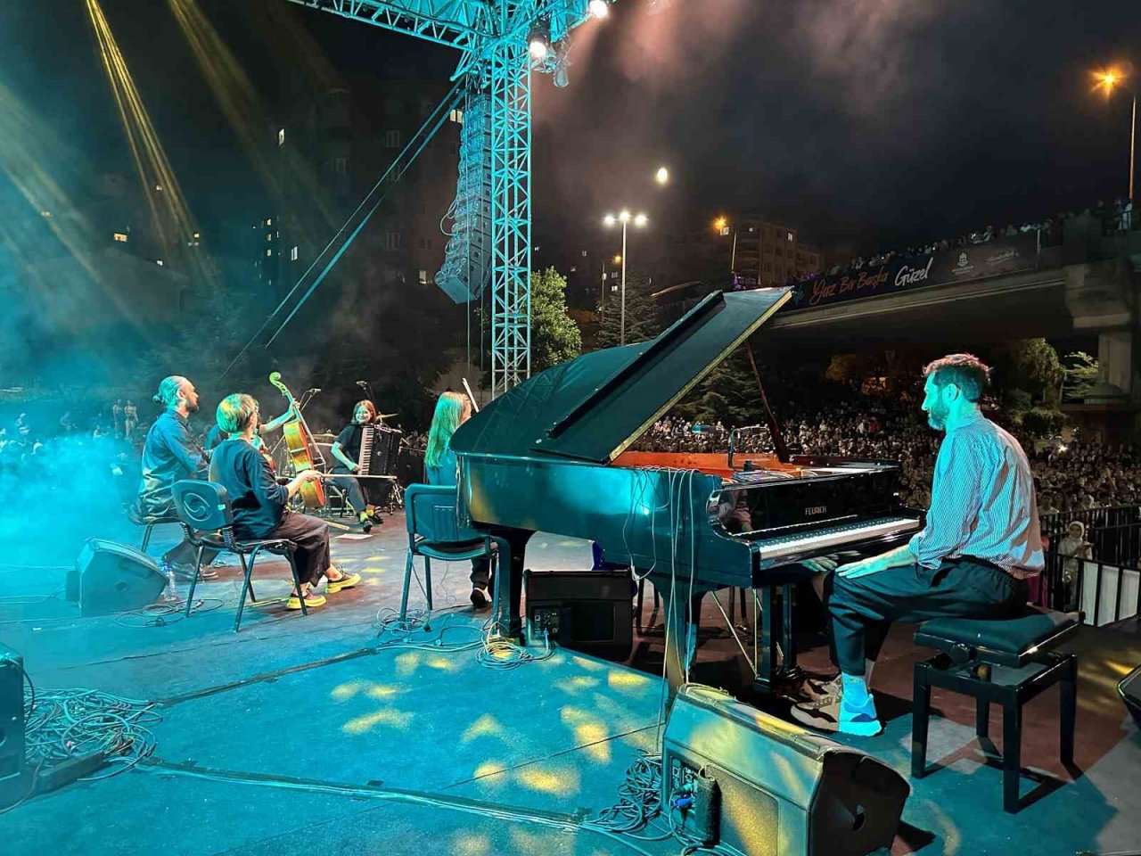 Grinko piyanonun tuşlarına Başakşehirliler için bastı