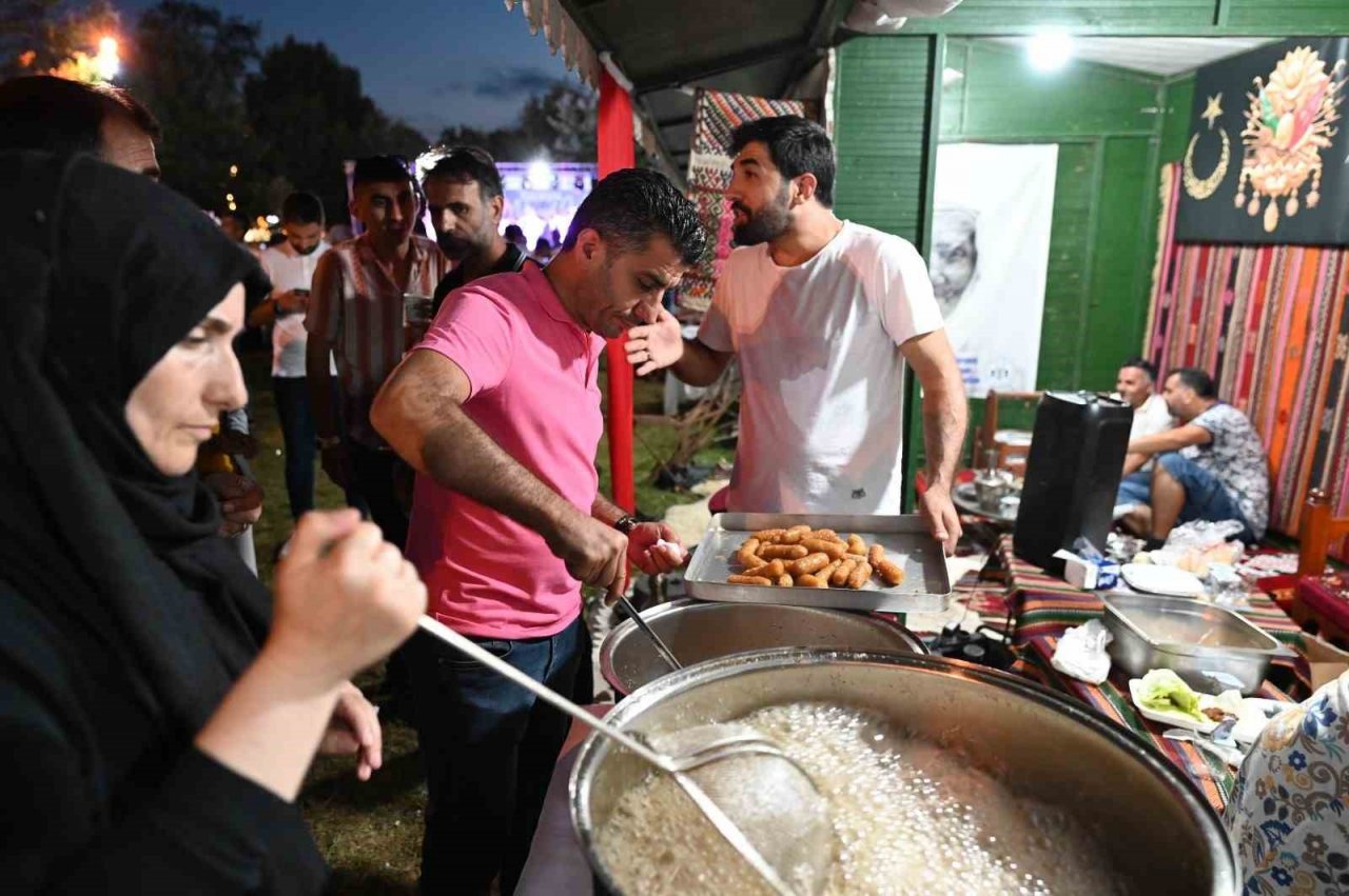 Yöresel Kültür Festivali diyar diyar gezdirdi