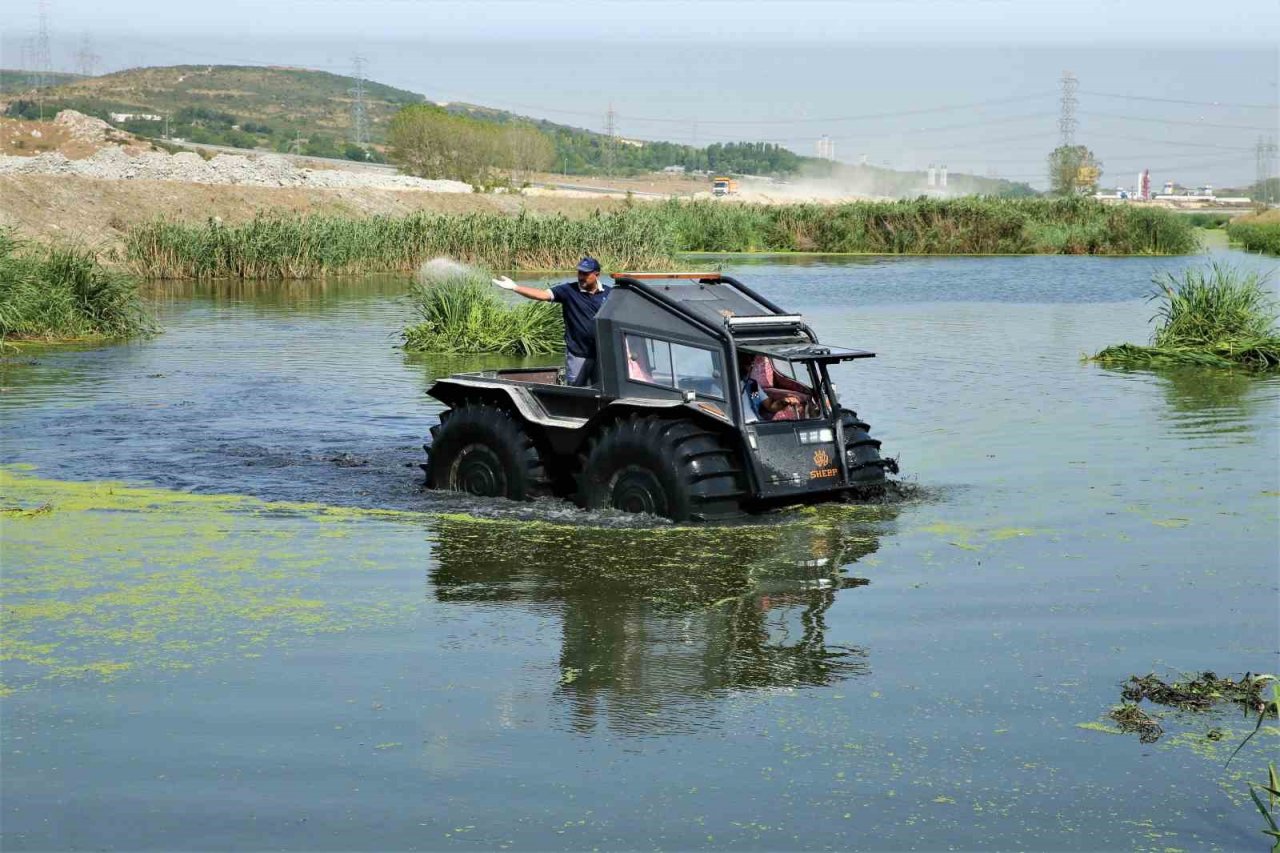 Başakşehir Belediyesi ilçede ilaçlama çalışmalarını sürdürüyor