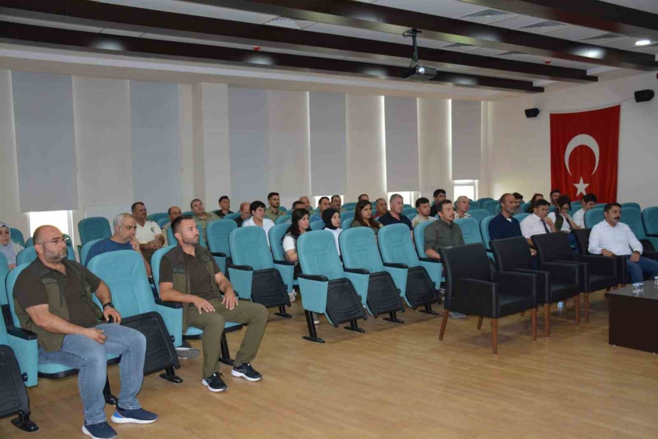 Afyonkarahisar’da av koruma ve kontrol eğitimi yapıldı