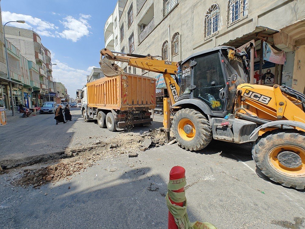 Eyyübiye’de evler doğalgazla tanışıyor