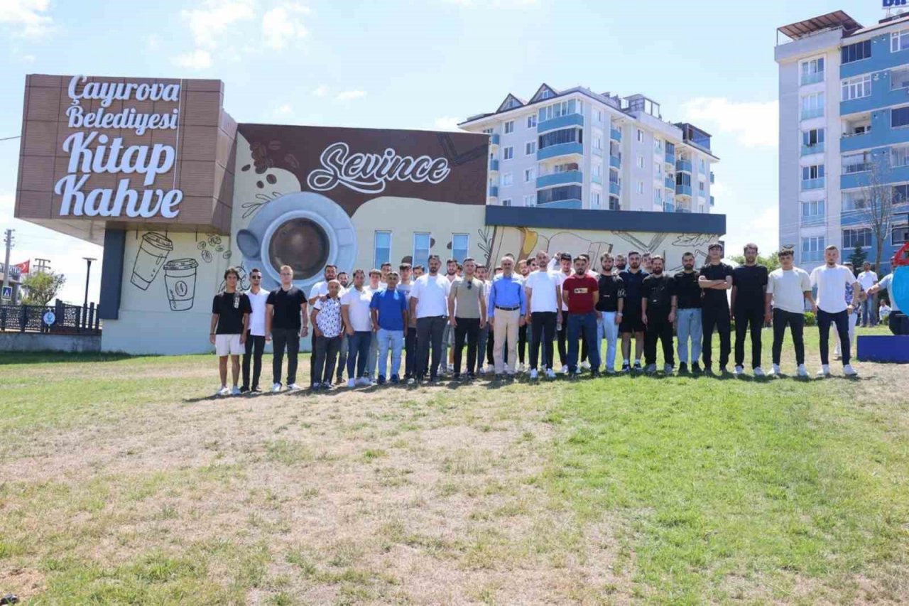 Başkan Çiftçi: "4 yılda bin 300 kupa ve madalyayı ilçemize kazandırdık"