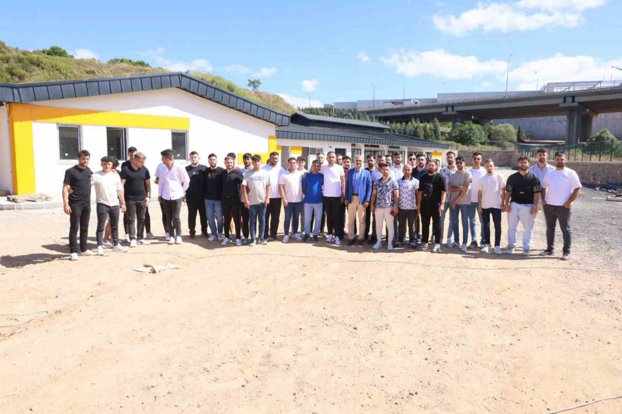 Başkan Çiftçi: "4 yılda bin 300 kupa ve madalyayı ilçemize kazandırdık"