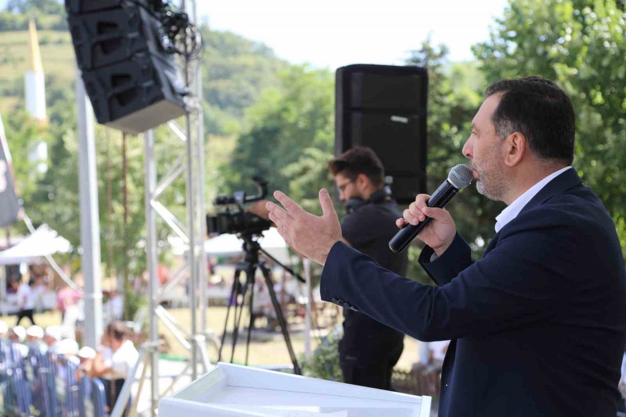 Başkan Sarıcaoğlu: “Bir festivalden daha yüzümüzün akıyla çıktık”