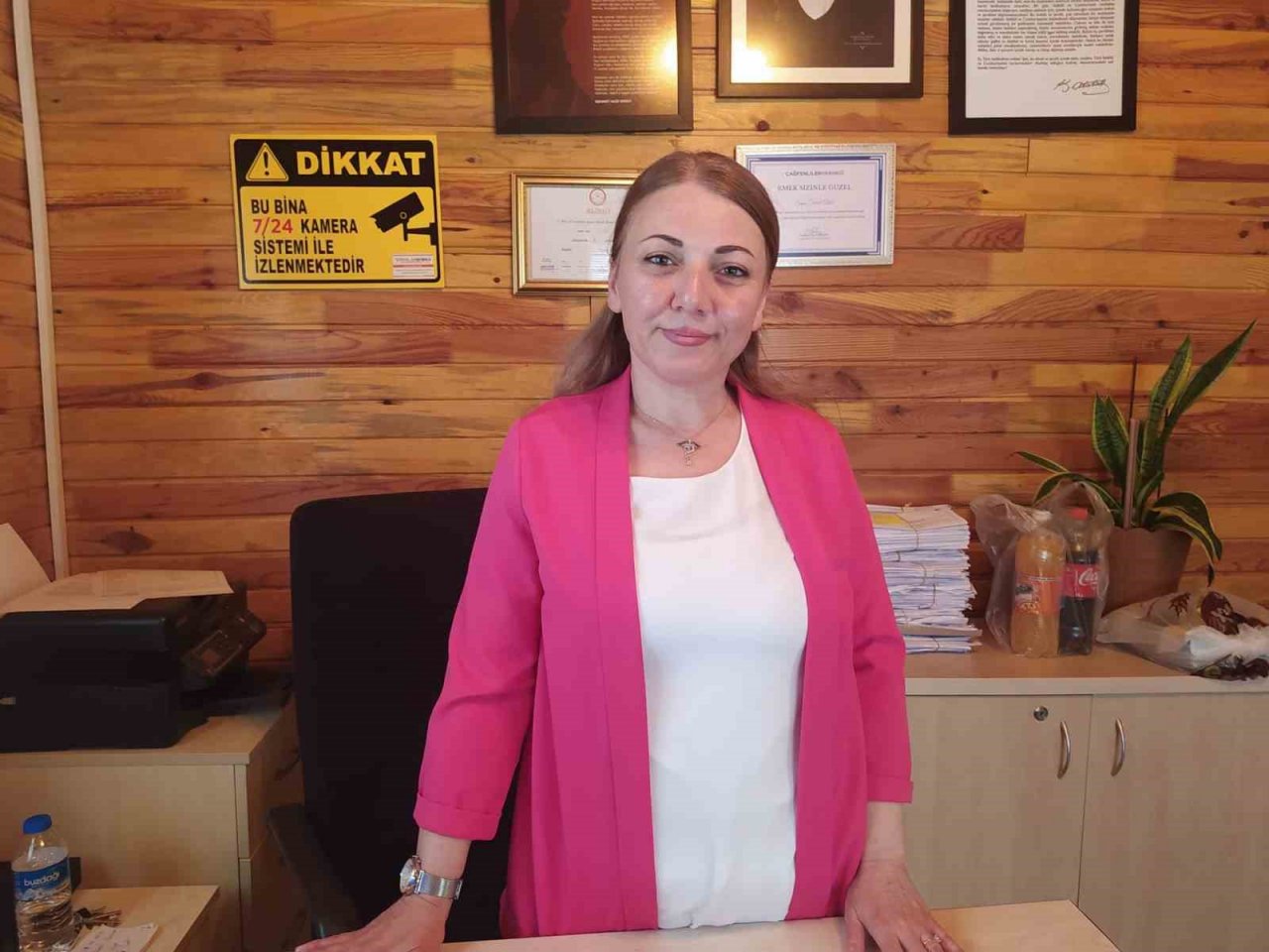 75. Yıl ve Emek mahallesindeki vatandaşlar ulaşım sorunlarının çözülmesini bekliyor