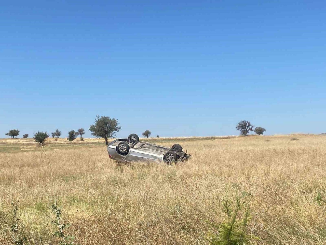 Takla atan araçta 1’i ağır 5 kişi yaralandı