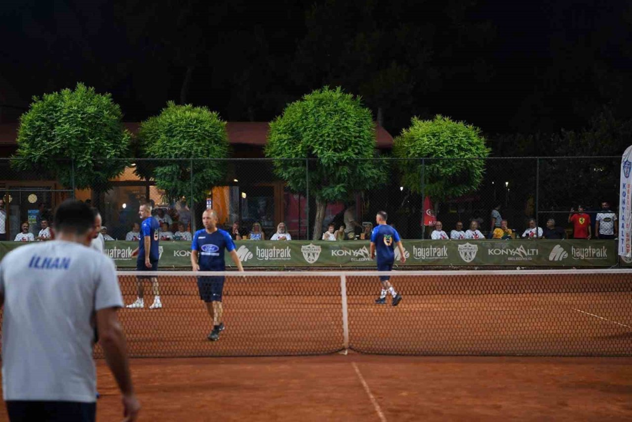 “Yaşayan efsane” için turnuva