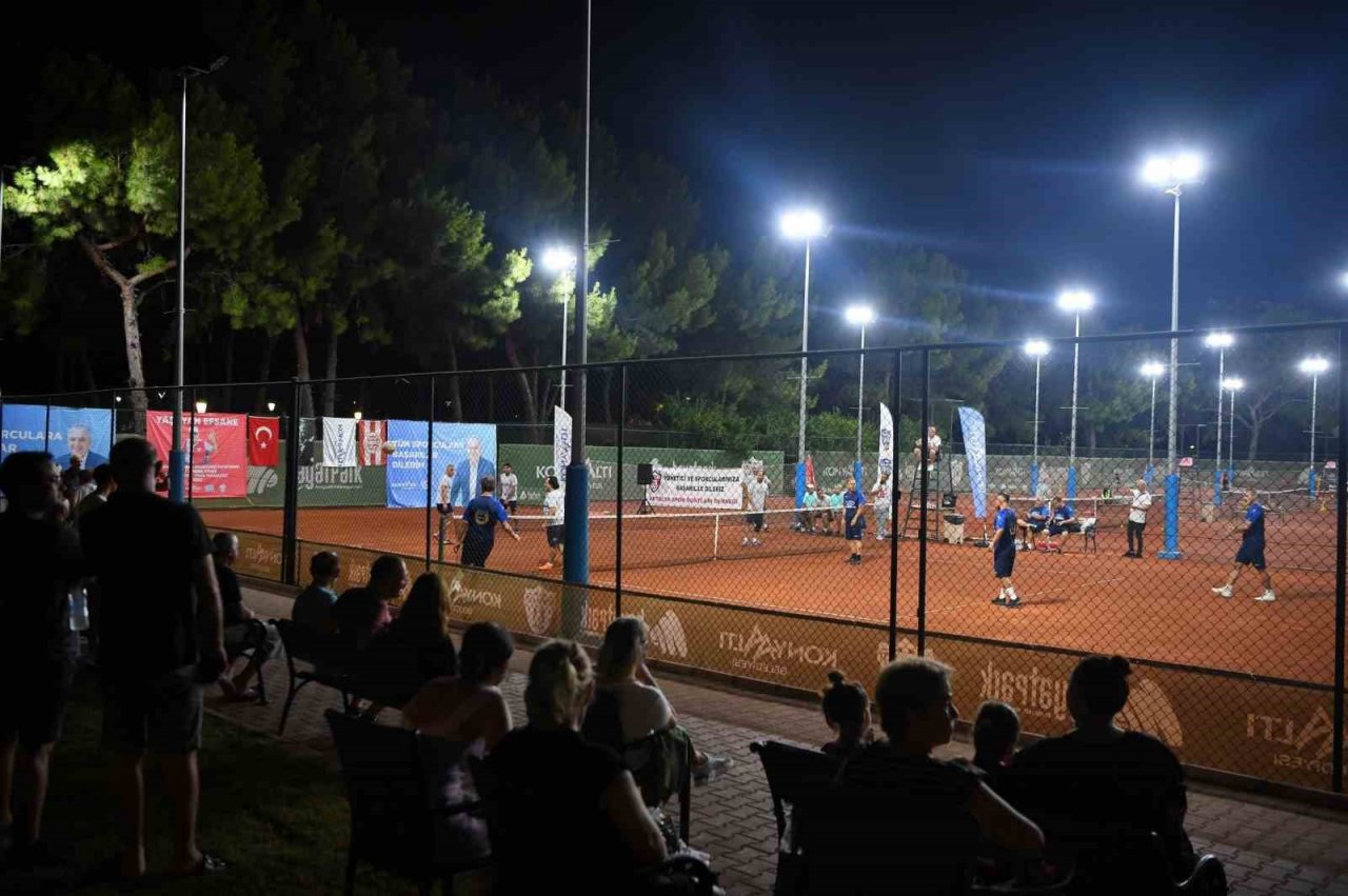 “Yaşayan efsane” için turnuva