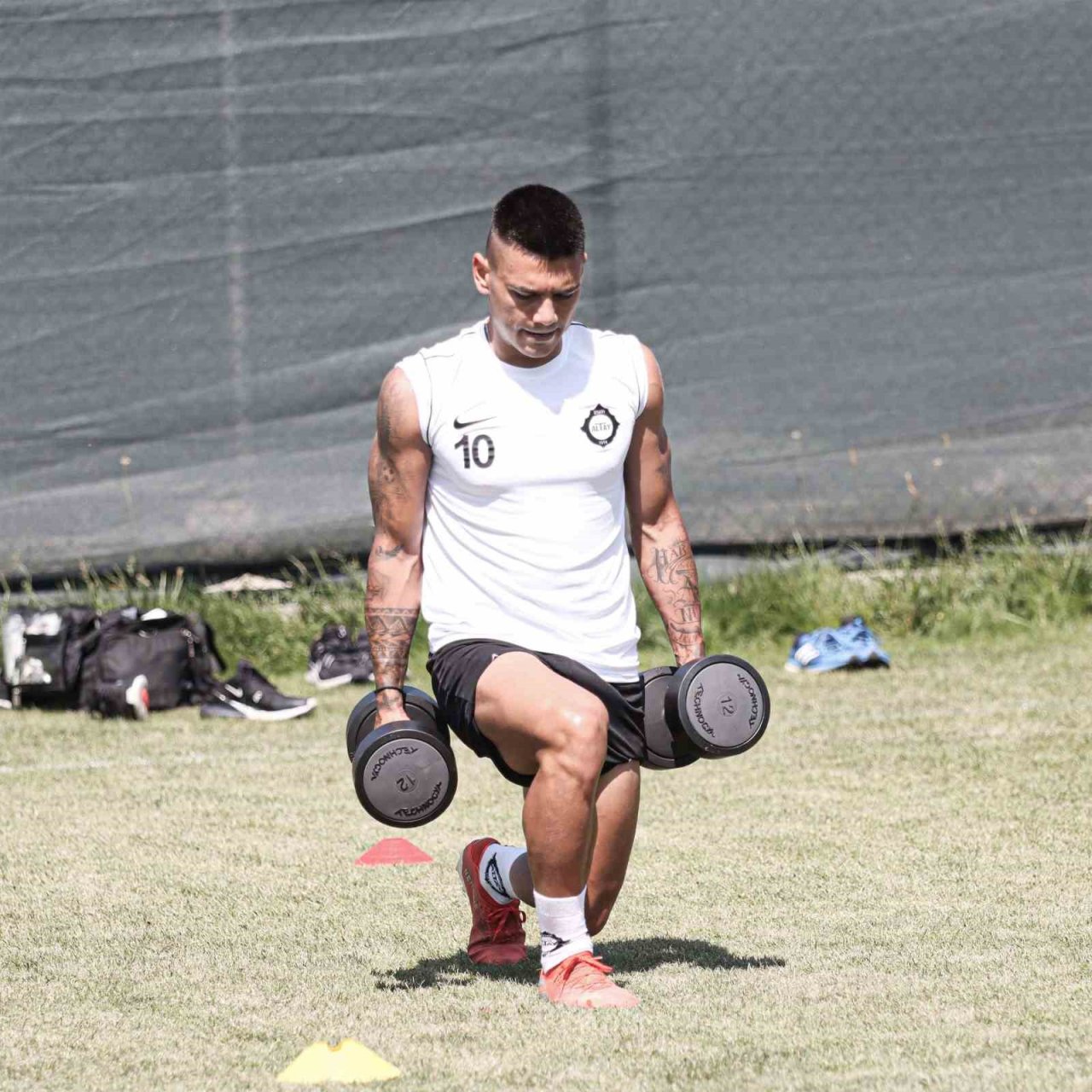 Eren Erdoğan: “10 numaranın sorumluluğu yüksek”