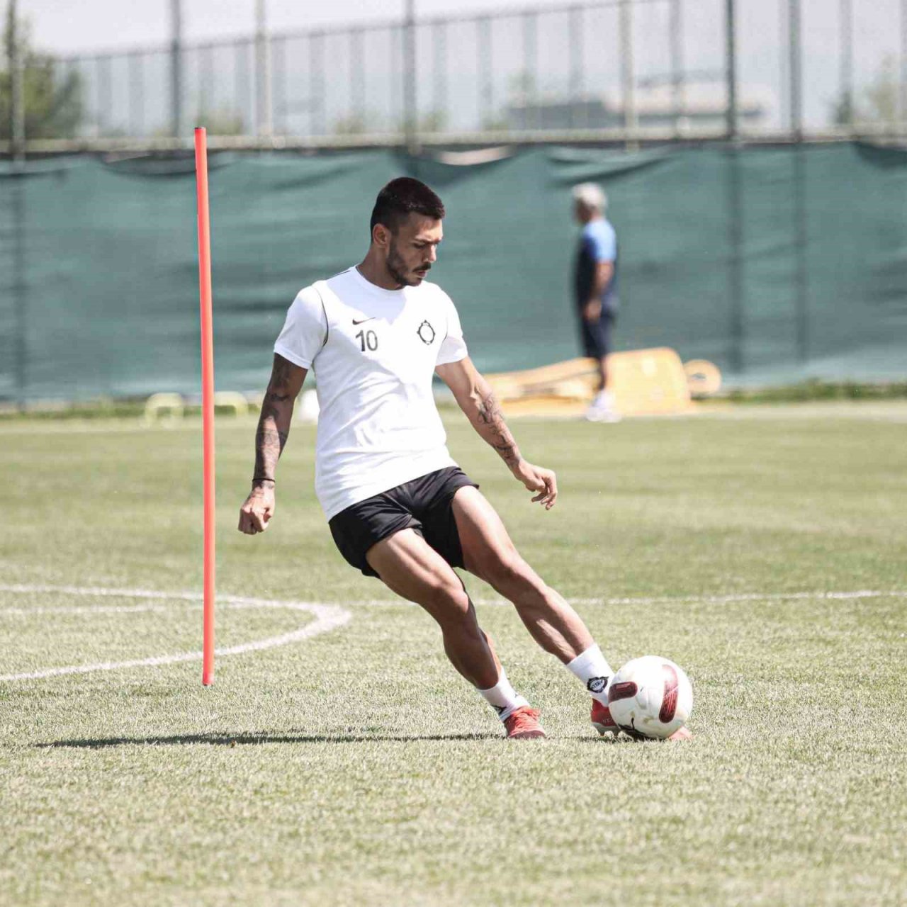 Eren Erdoğan: “10 numaranın sorumluluğu yüksek”