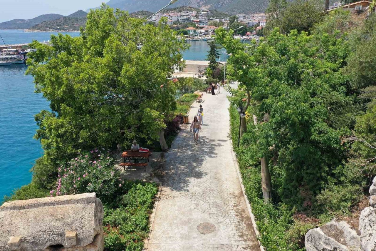 Kaş Küçükçakıl çevresine yeni yüz