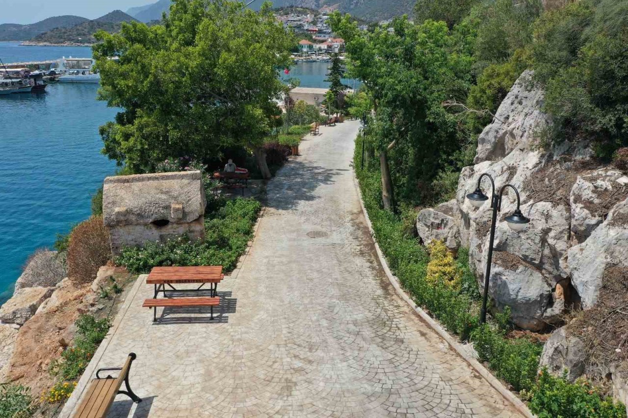 Kaş Küçükçakıl çevresine yeni yüz