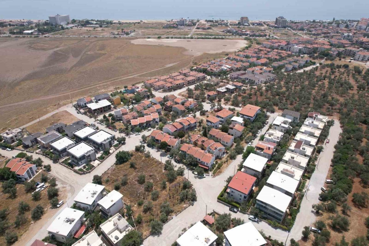 Ayvalık’ta 20 bin metrekarelik yol ile Tepecik Mevkisi’nin 20 yıllık sorunu çözüldü