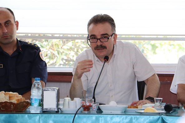 Edremit’te hayat boyu öğrenme faaliyetleri değerlendirme toplantısı yapıldı