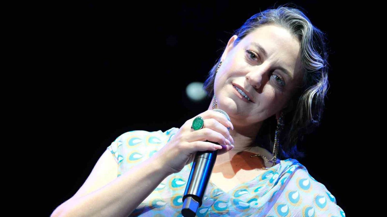 Dilek Türkan Bursalıları mest etti