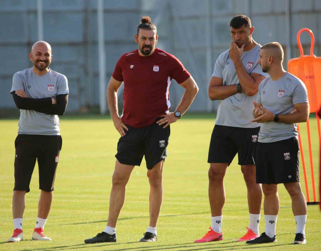 Servet Çetin: “Transferde geç kaldık”