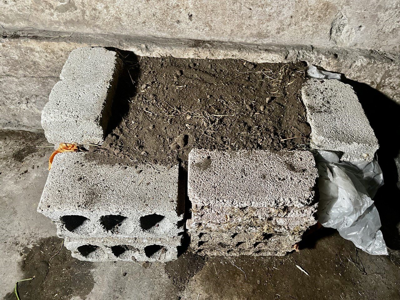 Doğal yollarla üretilen peynirler kışın tüketilmek üzere toprağa gömülüyor