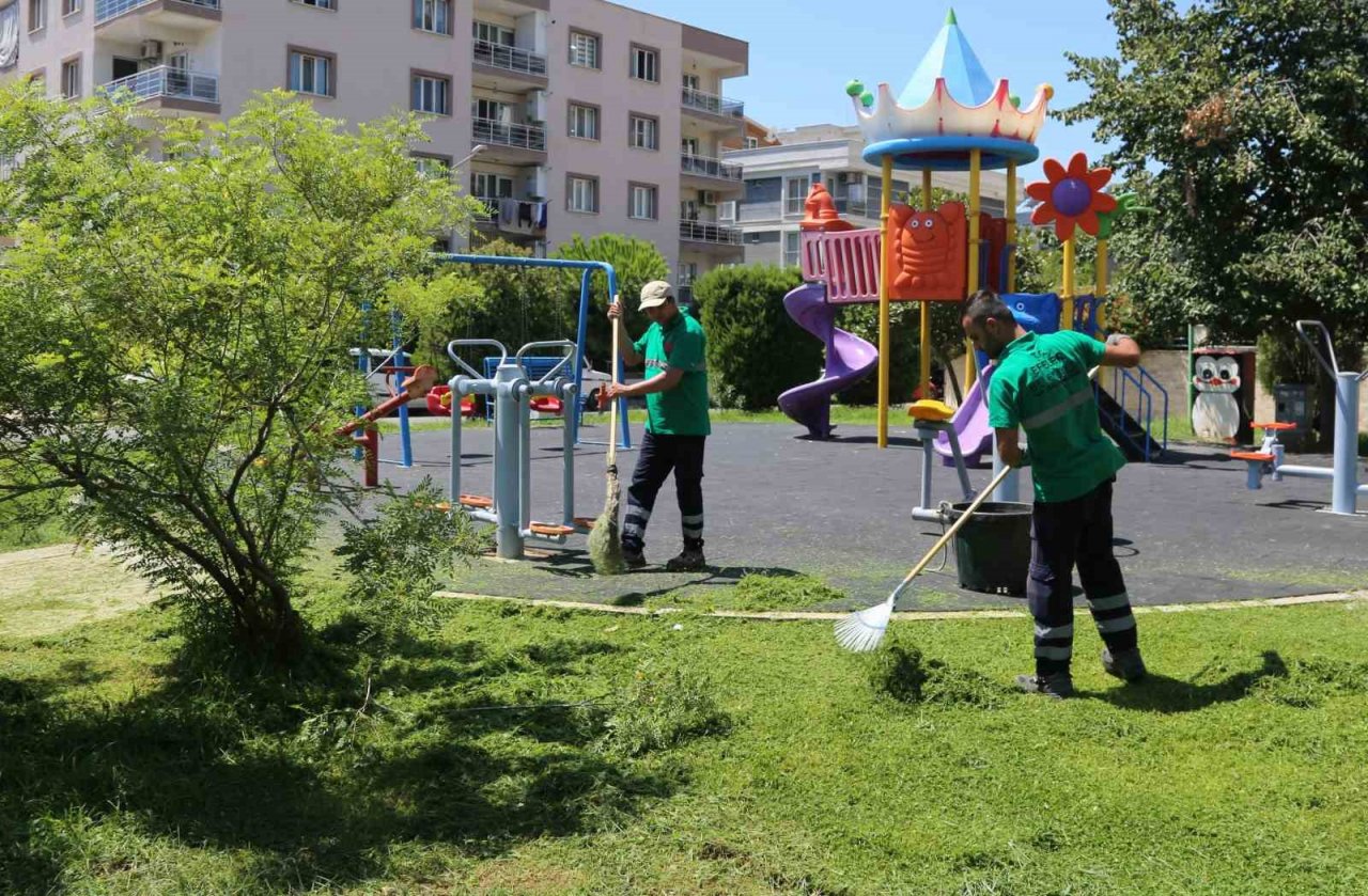 Efeler Belediyesi temizlik çalışmalarını sürdürüyor
