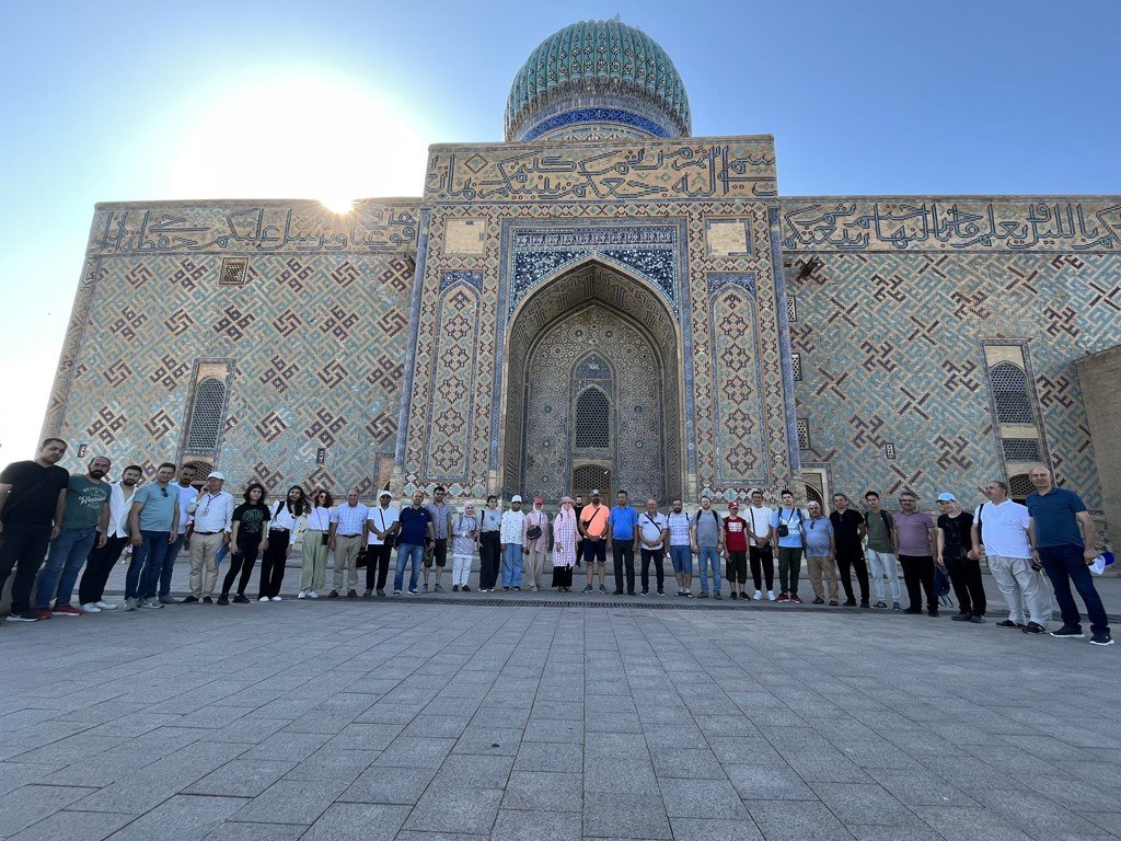 Dereceye giren öğrenciler, iki ülke gezdirilip beş farklı şehirle ödüllendirildi