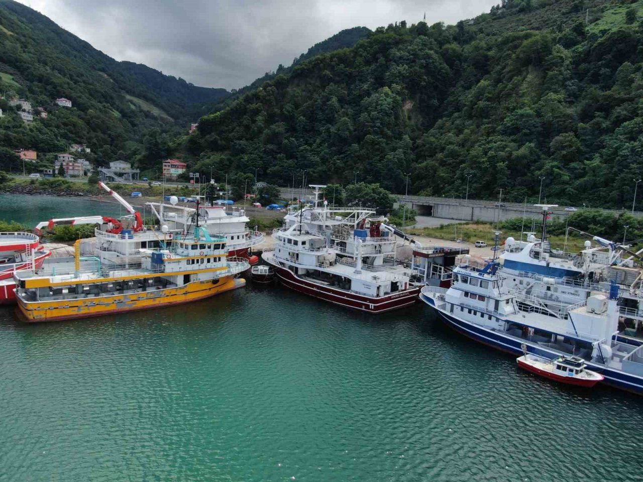 Denizlerde balık avı yasağı 1 ay sonra bitiyor