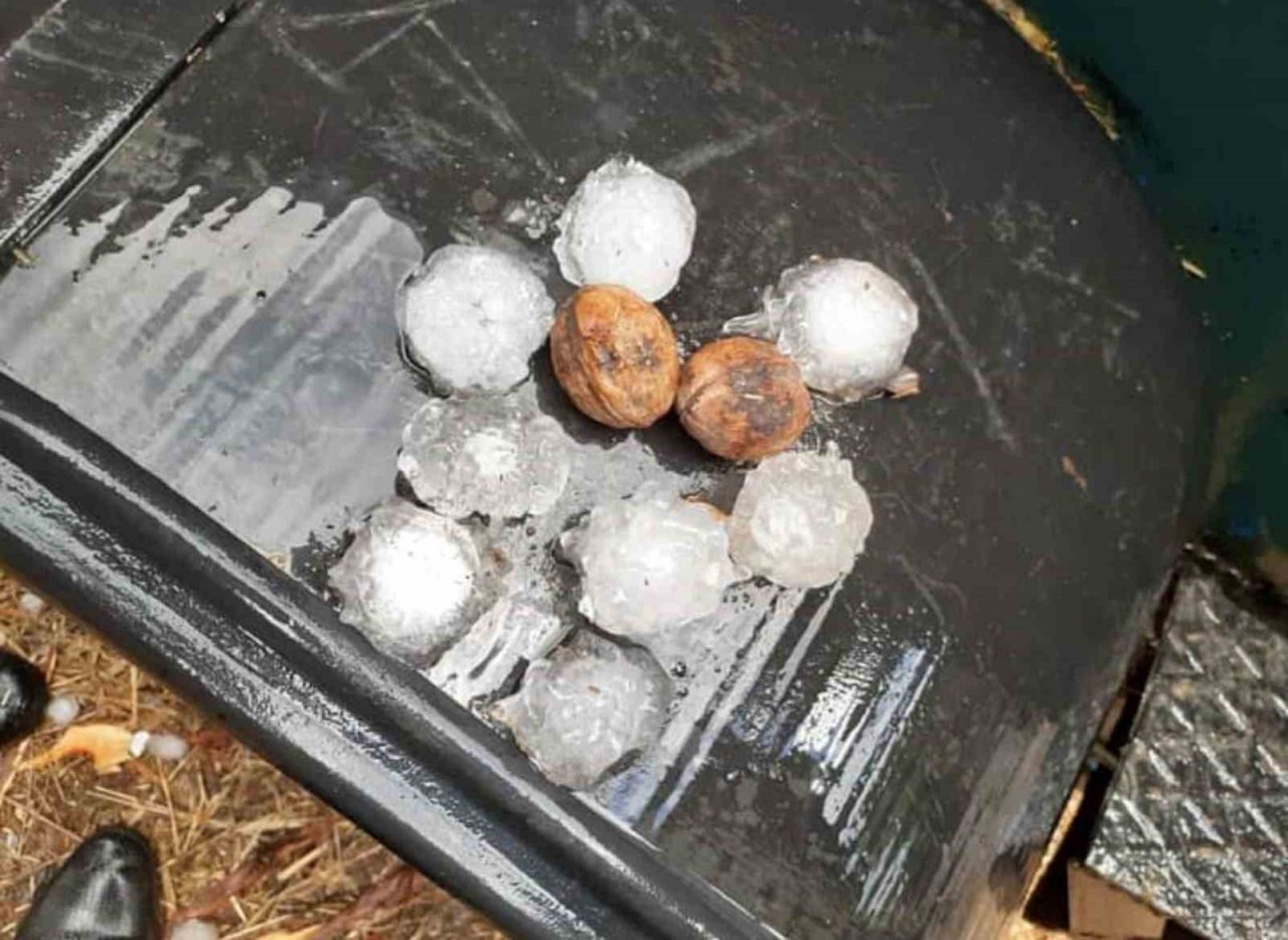 Kastamonu’da yumurta büyüklüğünde dolu yağdı