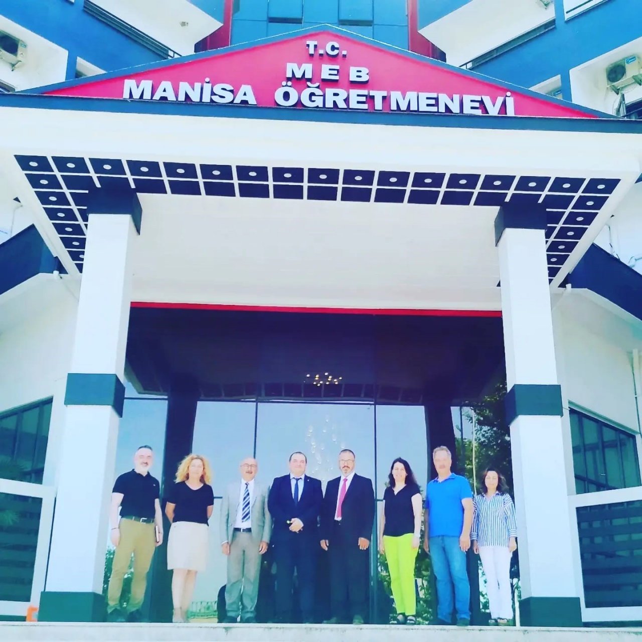 Manisa Öğretmenevi kalitesini bakanlıktan tescilledi