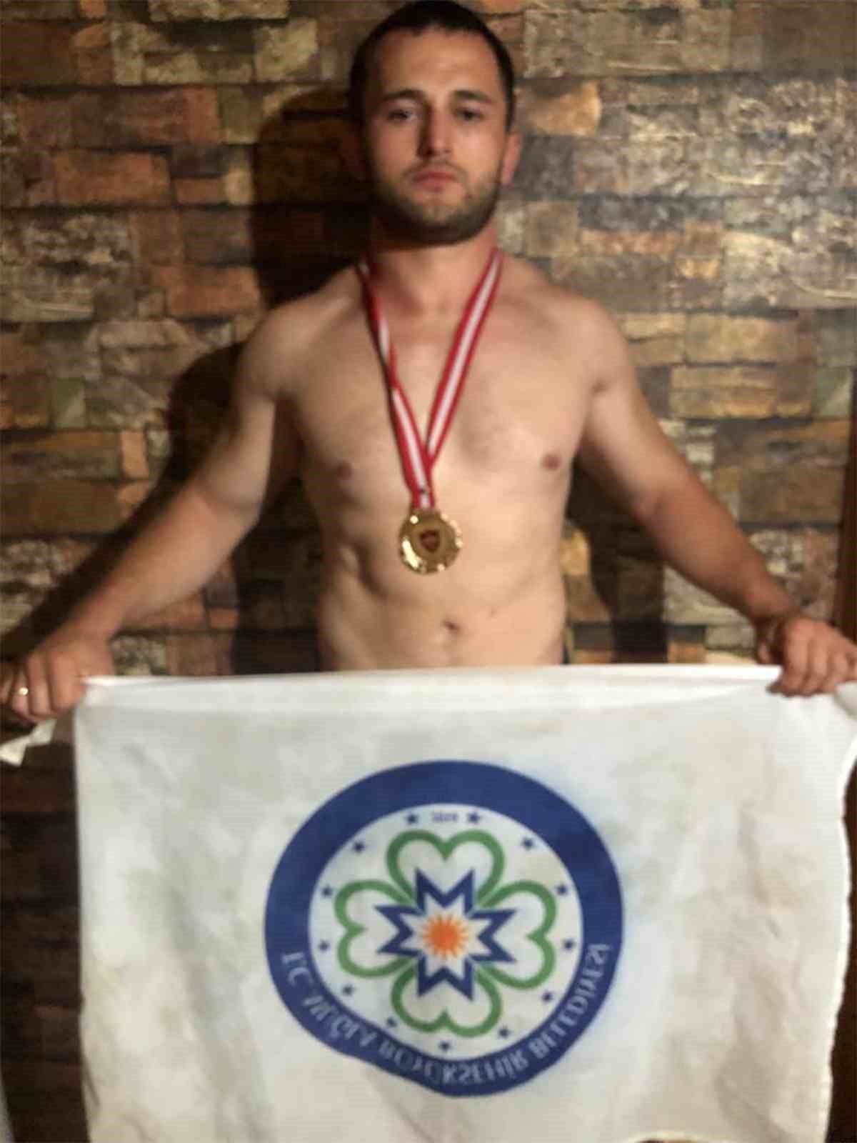 Büyükşehir’in güreşçileri Kavaklıdere Beşpınar’da güreşti