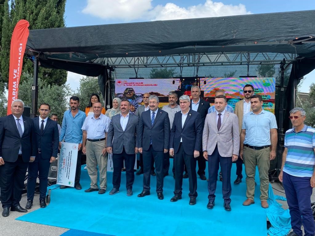Osmaniye’de çiftçilere hibe destekli makine ve ekipman dağıtımı