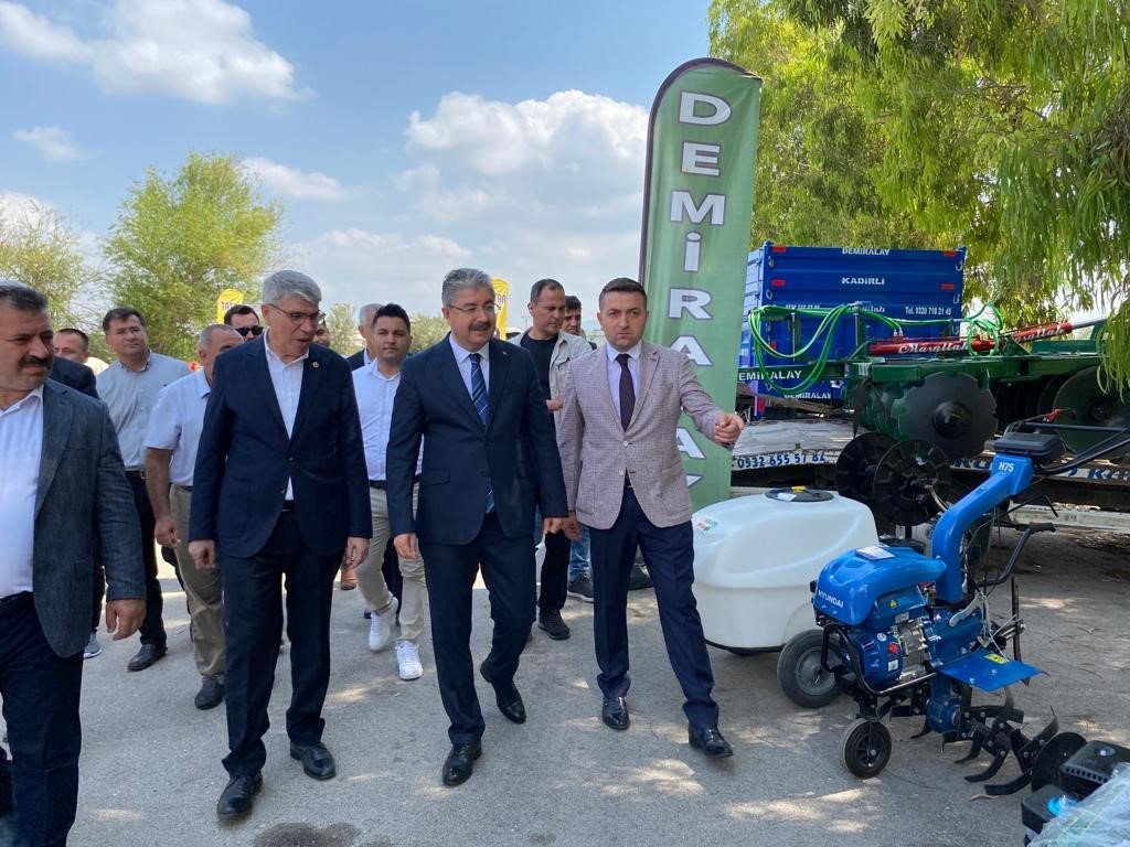Osmaniye’de çiftçilere hibe destekli makine ve ekipman dağıtımı