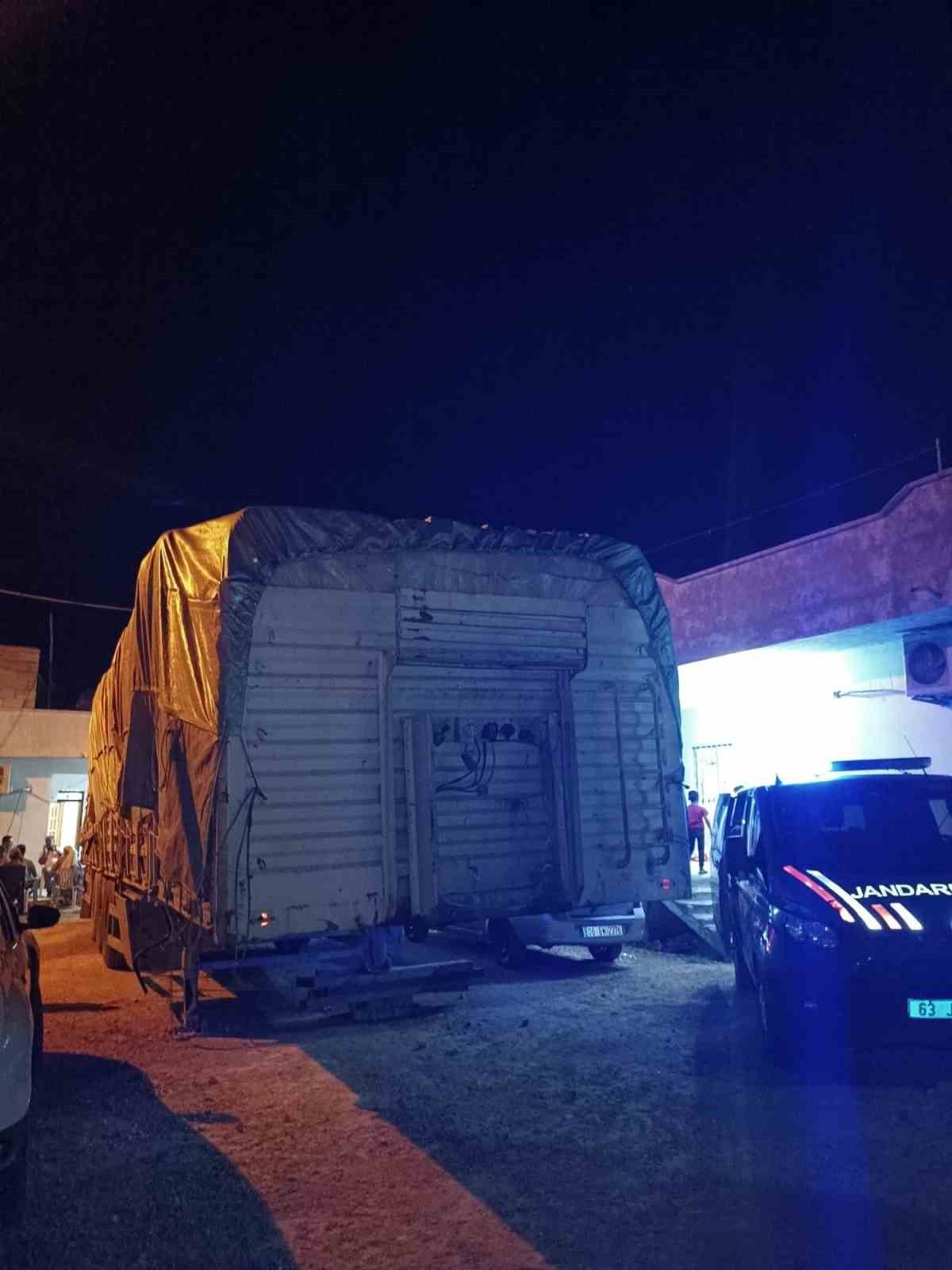 Sahte plaka ve ruhsatla 27 ton pamuk çaldılar