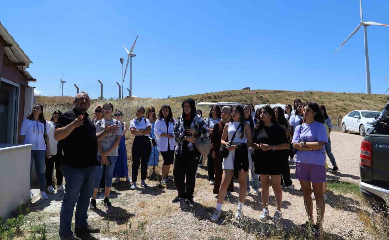 Öğrenciler enerji üretimini yakından inceledi