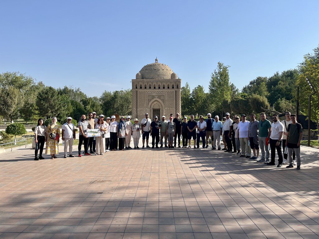 Dereceye giren öğrenciler, iki ülke gezdirilip beş farklı şehirle ödüllendirildi