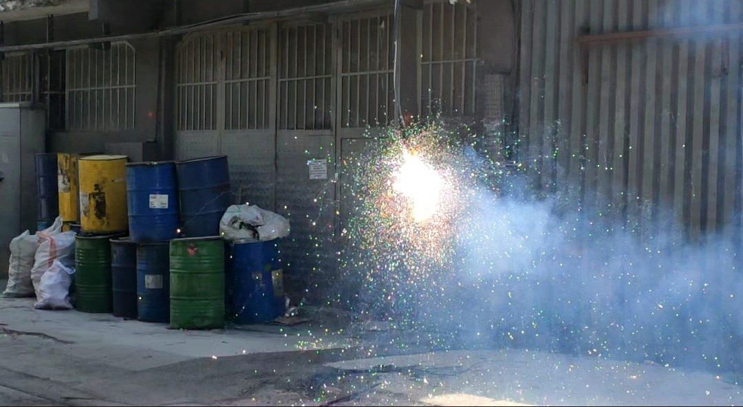 Sultangazi’de elektrik kabloları bomba gibi patladı