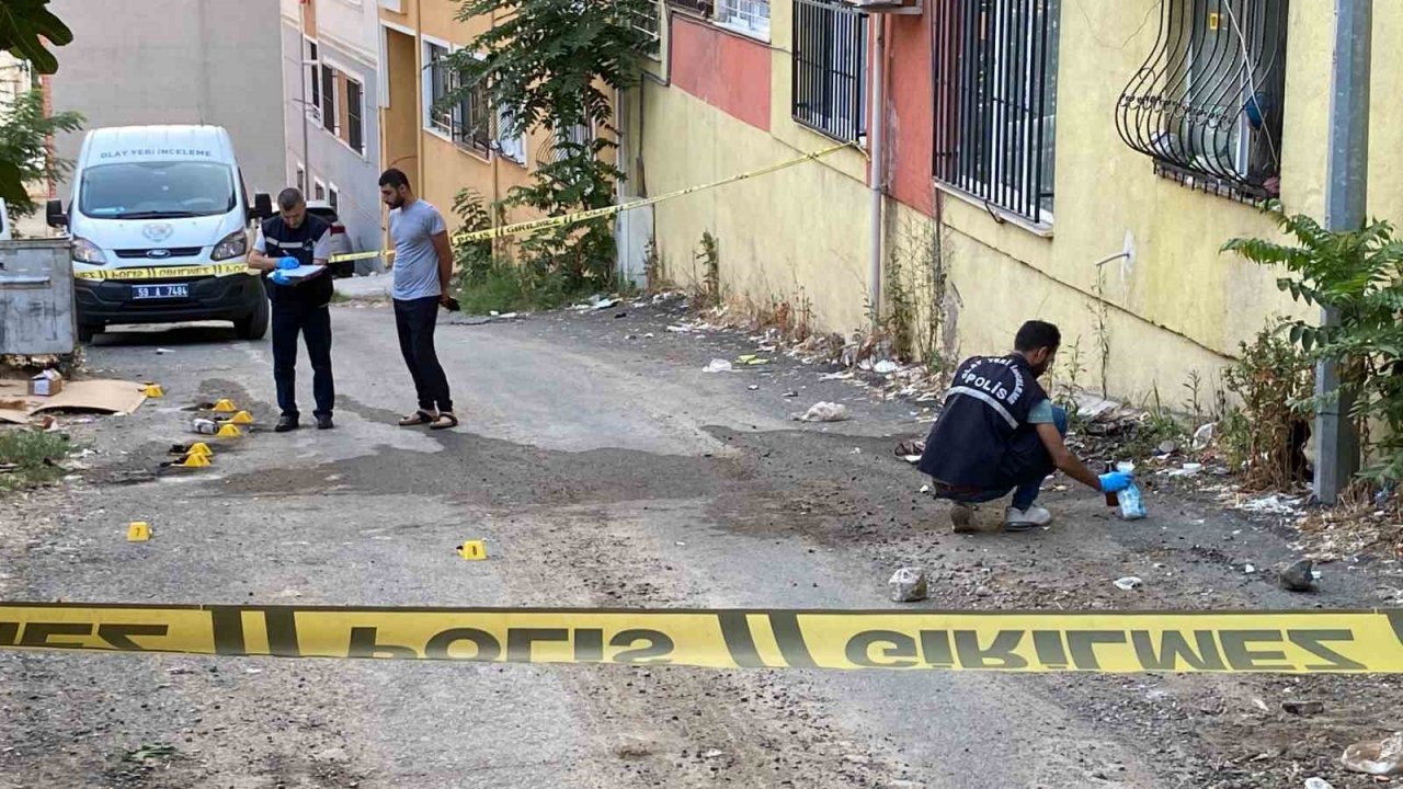 Tekirdağ’da eve molotoflu saldırı