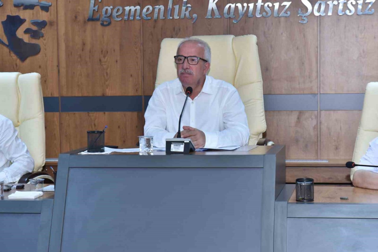 Karmil: “İlçe merkezimizde kapsamlı yol çalışmalarımızı başlatıyoruz”