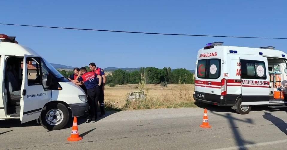 Tavşanlı’da trafik kazası: 2 yaralı