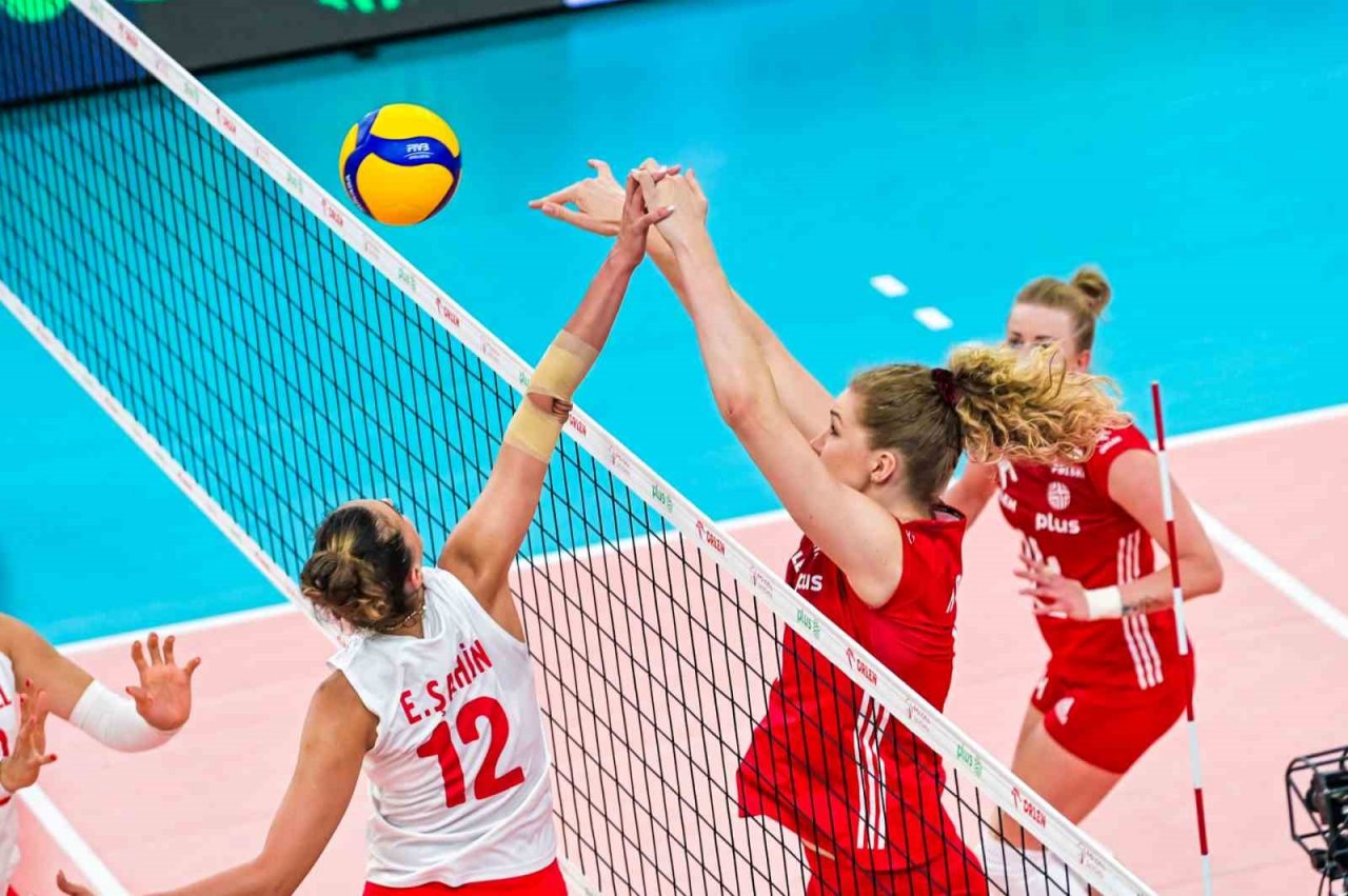 Hazırlık maçı: Polonya: 3 - A Milli Kadın Voleybol Takımı: 1