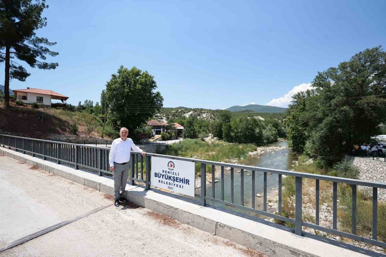 Başkan Zolan, yapılan köprüleri yerinde inceledi