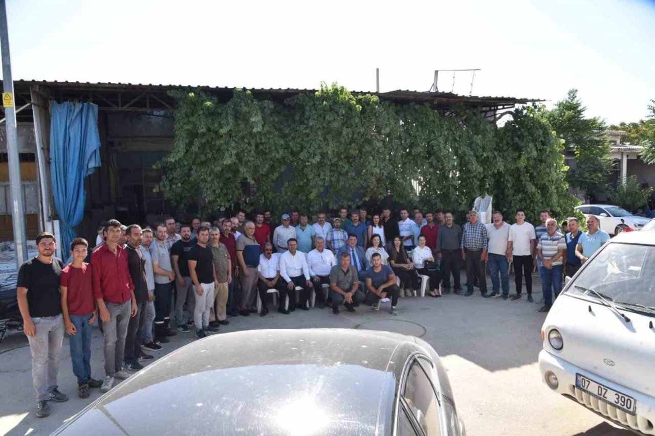 AESOB Başkanı Dere: “Kaş’tan Gazipaşa’ya kadar bütün esnafımızın sorun ve taleplerini dinliyoruz”