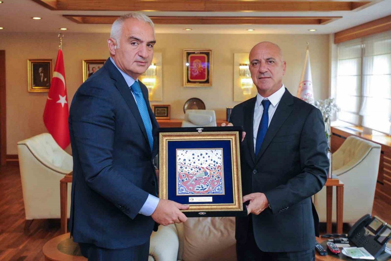 ATSO Başkanı Ali Bahar: "Göz bebeğimiz Kaleiçi özel alan olmalı"