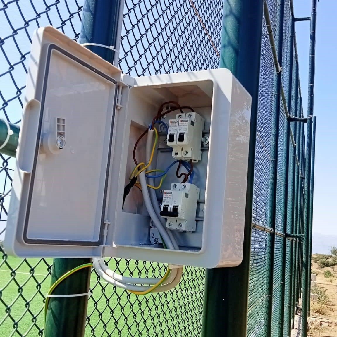 Yenipazar Paşaköy halı sahası ışık saçıyor