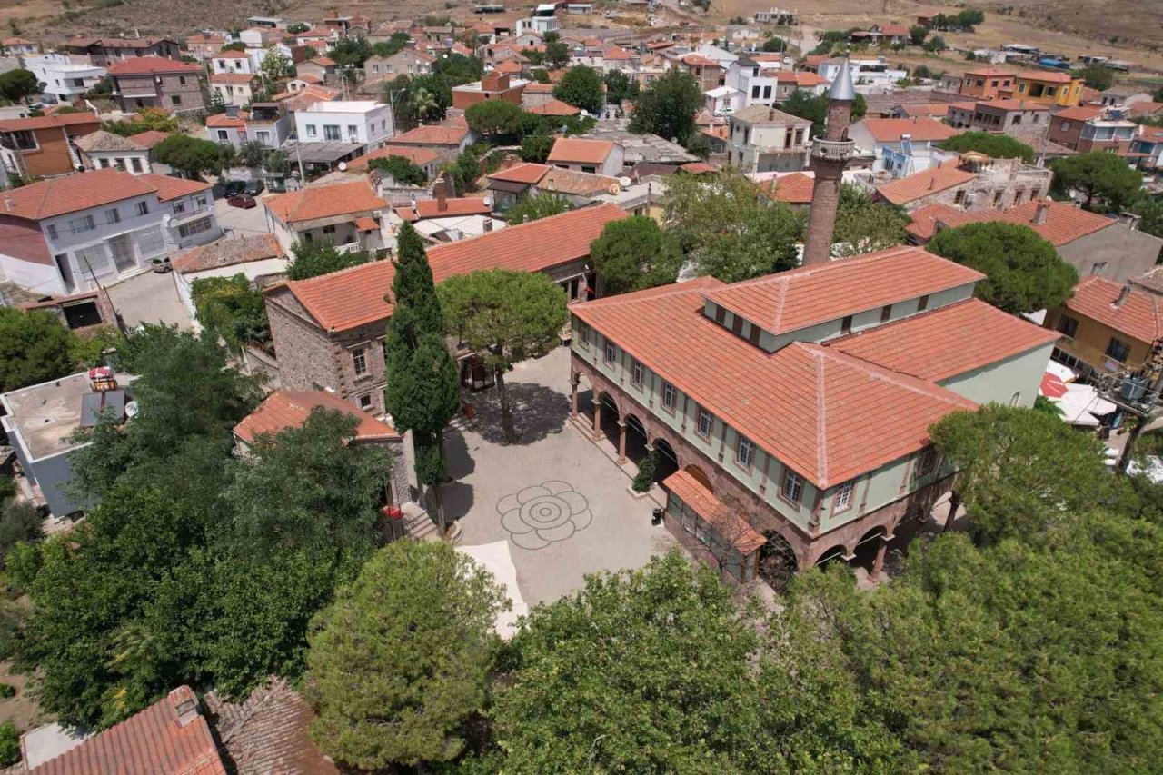 Ayvalık’ta Küçükköy Kent Müzesi yeni yüzüyle ziyaretçilerini bekliyor