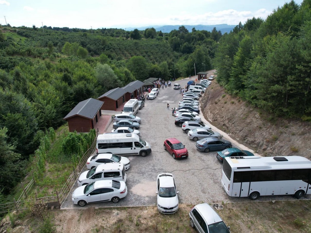 Ziyaretçi akınına uğruyor