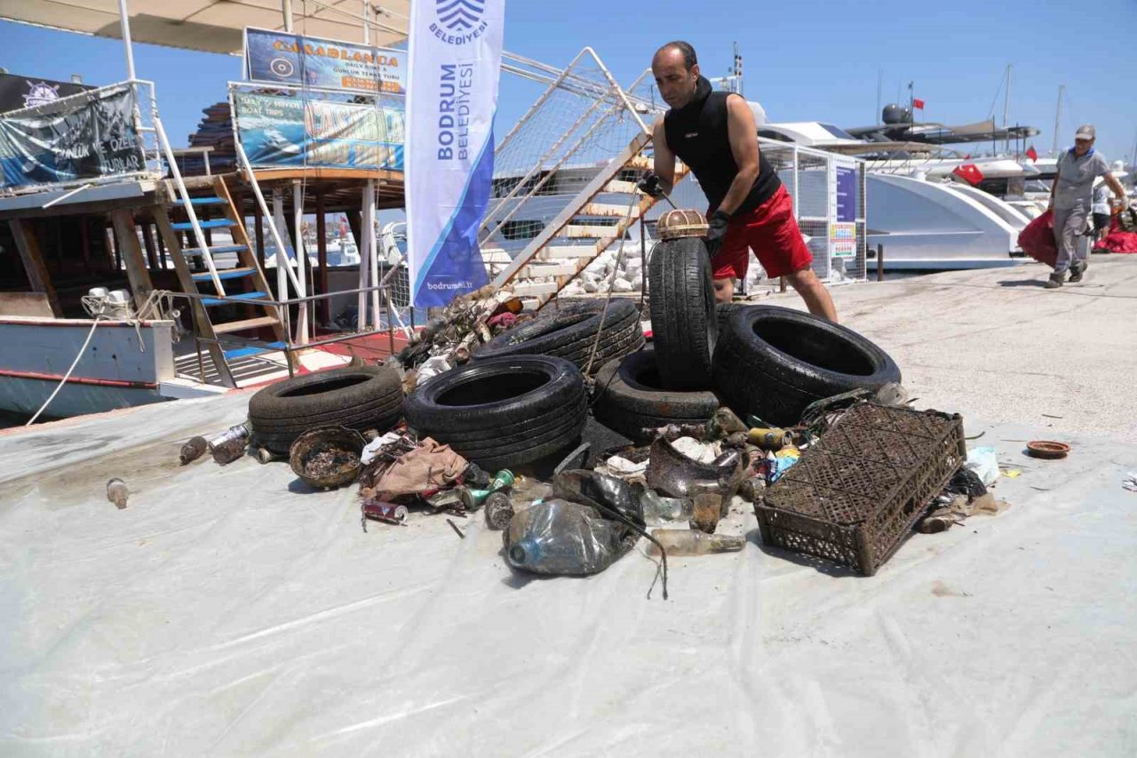 Denizin dibinden çıkanlar şok etti