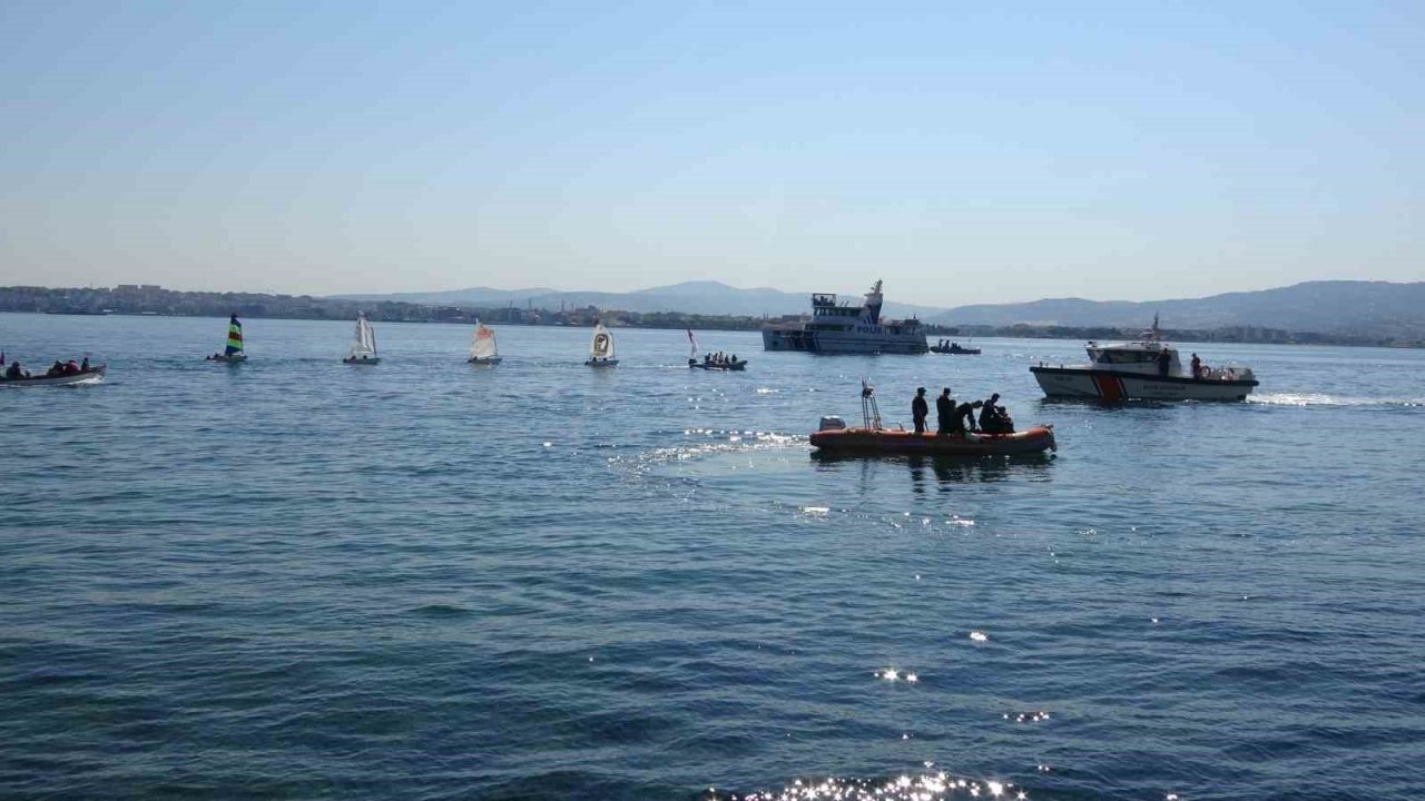 ‘Tarihi Alan’da kıyı ve deniz dibi temizliği yapıldı